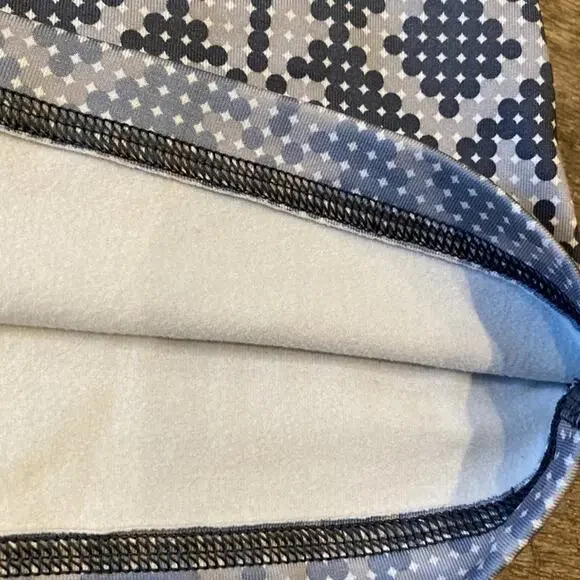 NWOT Nike Pro Hyperwarm Printed Crew Running Top Size XL - Picture 8 of 10